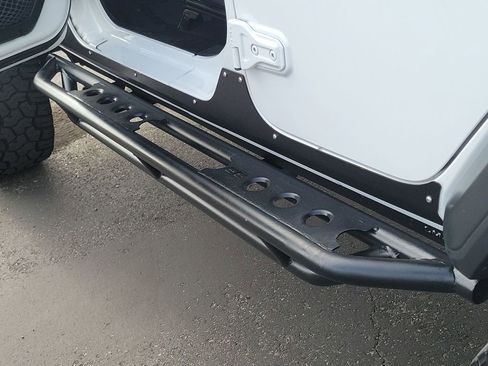 Used 2018 Jeep Wrangler Unlimited Sport S image 34