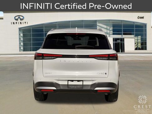 Certified 2026 INFINITI QX60 Luxe w/ Cargo Package image 4