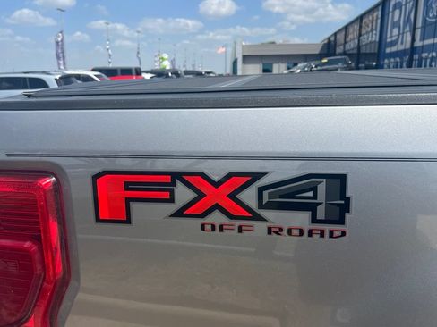 Used 2021 Ford F250 XL w/ STX Appearance Package AWD/4WD image 6