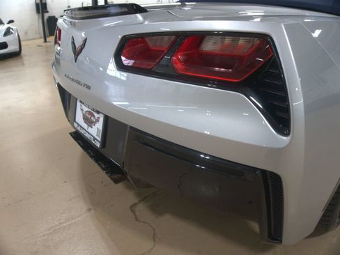 Used 2014 Chevrolet Corvette Stingray Convertible w/ 2LT Preferred Equipment Group RWD image 21