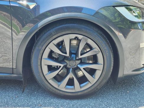 Used 2023 Tesla Model X AWD/4WD image 17