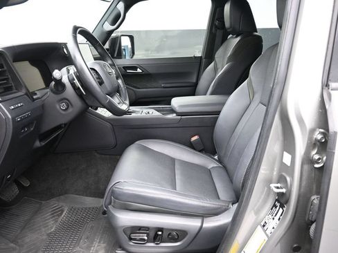 Used 2024 Lexus GX 550 AWD/4WD image 21