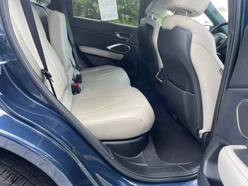Used 2025 Acura RDX SH-AWD image 18