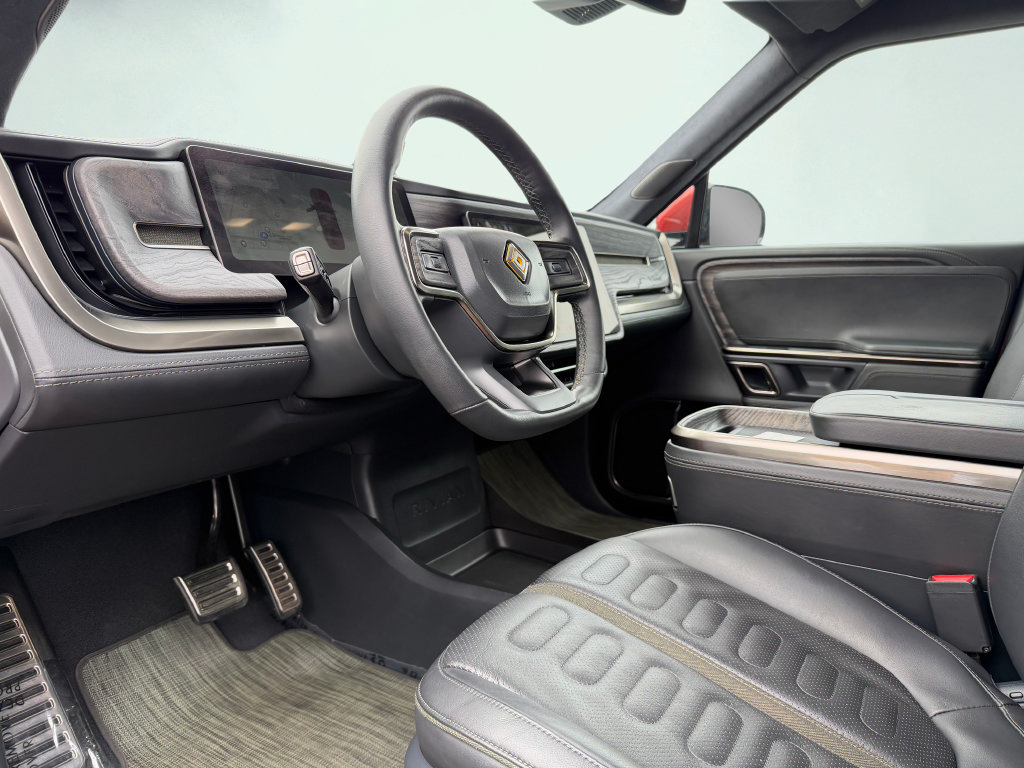 Used 2022 Rivian R1S Launch Edition Quad AWD/4WD image 51