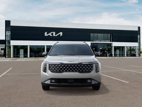 New 2025 Kia Carnival SX Prestige image 2