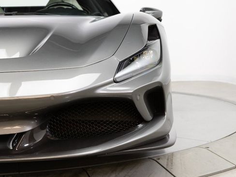 Certified 2023 Ferrari F8 Tributo image 29