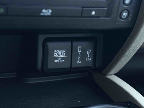 Used 2018 Honda Pilot Elite image 33