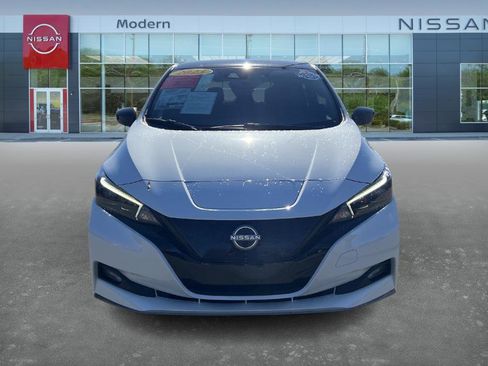 Certified 2023 Nissan Leaf SV Plus image 2