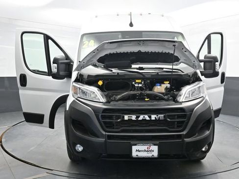 Used 2024 RAM ProMaster 2500 w/ Convenience Group FWD image 26