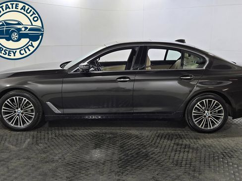 Used 2017 BMW 530i xDrive AWD/4WD image 11