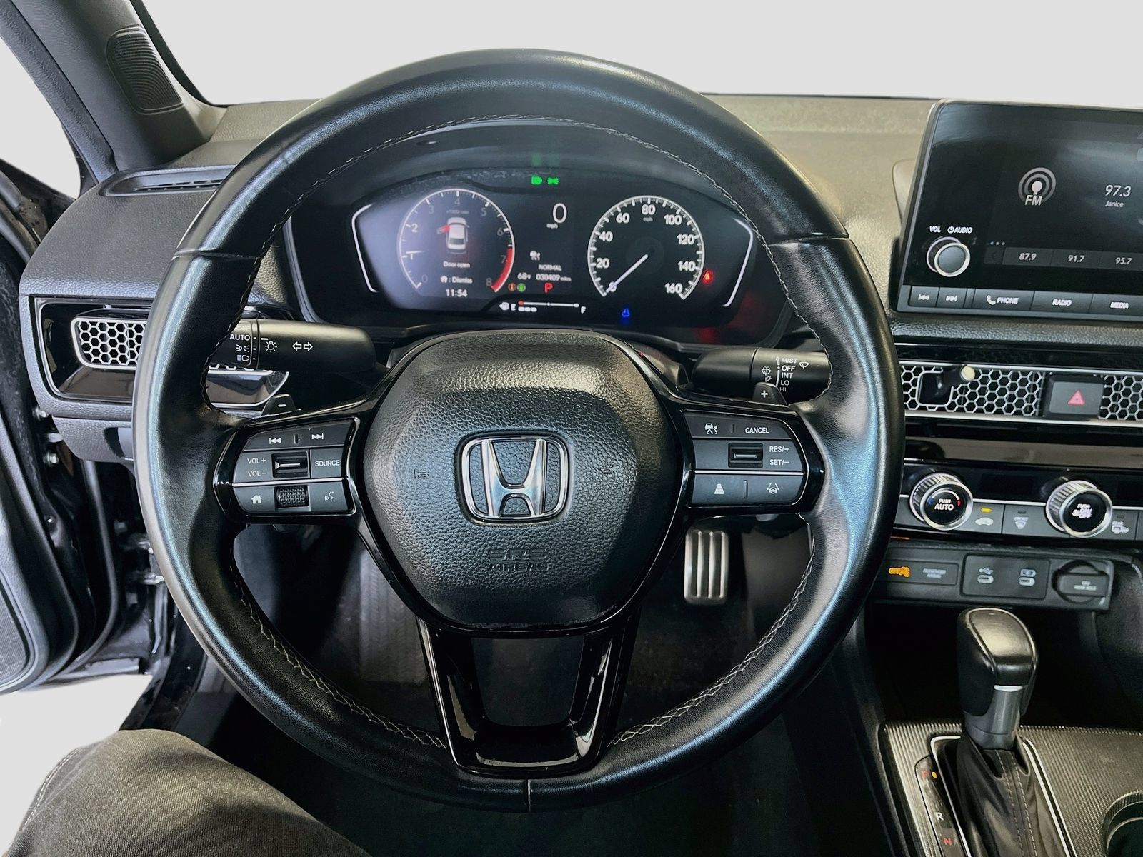 Used 2025 Honda Civic Sport image 11