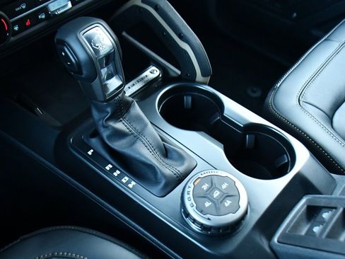 New 2025 Ford Bronco Badlands image 31