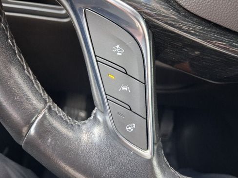 Used 2020 Cadillac XT5 Premium Luxury AWD/4WD image 14