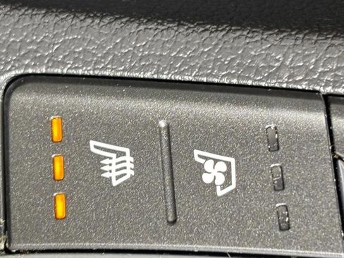 Used 2018 Hyundai Elantra GT w/ Tech Package 03 image 17