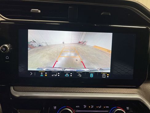 Used 2022 GMC Sierra 1500 Denali w/ Technology Package image 18