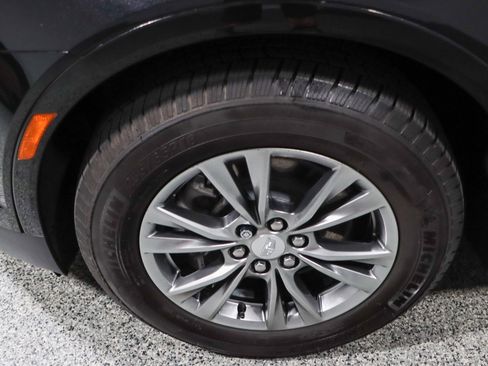 Used 2021 Cadillac XT5 Premium Luxury image 11