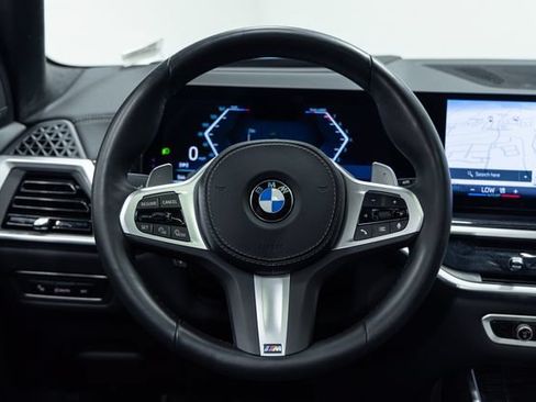 Used 2025 BMW X7 xDrive40i w/ Executive Package AWD/4WD image 14