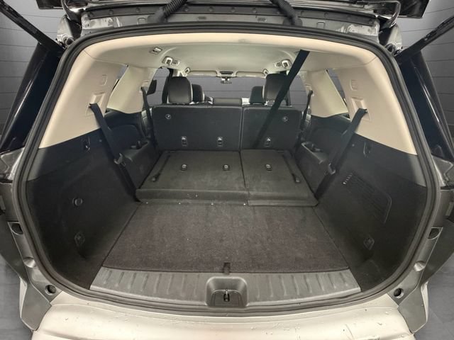 Certified 2025 Nissan Pathfinder SL FWD image 23