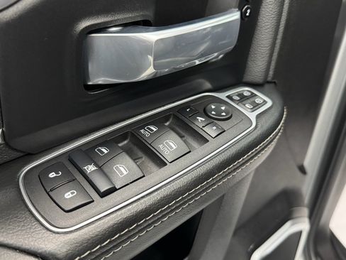 Used 2024 RAM 2500 Laramie image 18