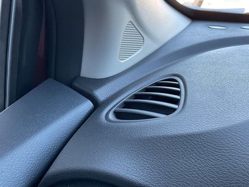 New 2025 Nissan Versa SV w/ Trunk Package image 23