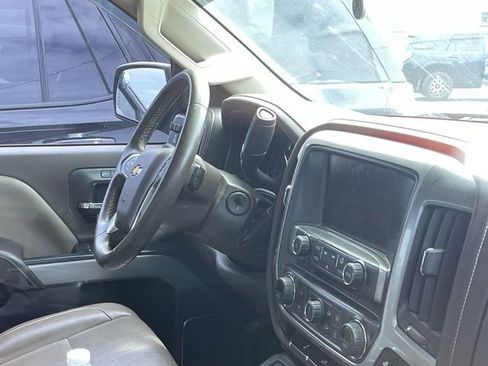 Used 2015 Chevrolet Silverado 2500 LTZ AWD/4WD image 12