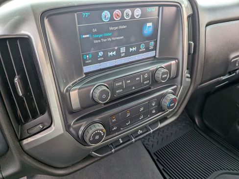 Used 2019 Chevrolet Silverado 1500 LT RWD image 17