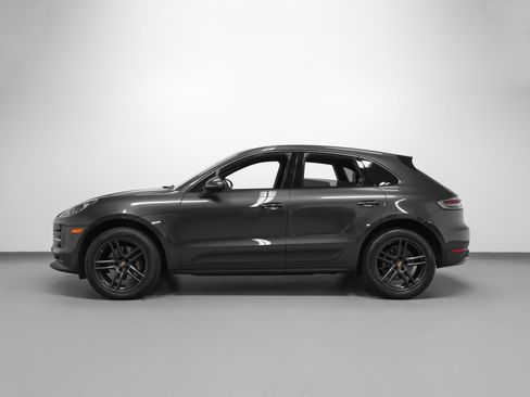 Certified 2019 Porsche Macan AWD/4WD image 2