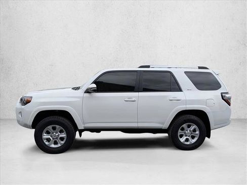Used 2021 Toyota 4Runner SR5 Premium w/ Moonroof Package AWD/4WD image 9