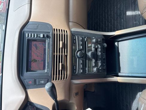 Used 2004 Honda Pilot EX image 17