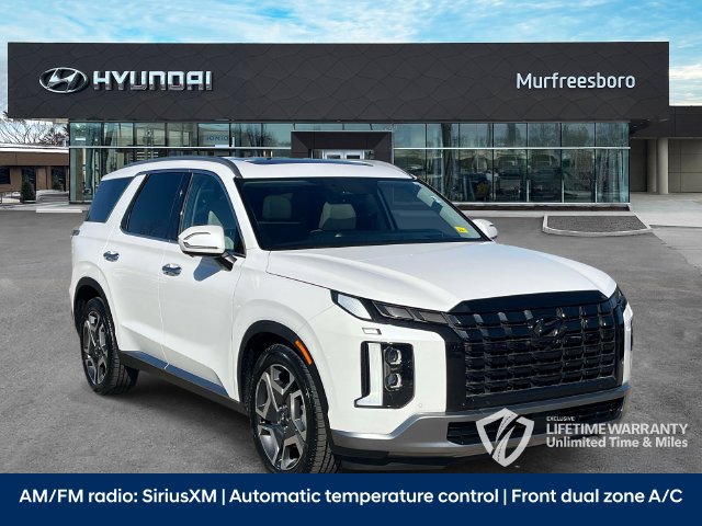 Used 2024 Hyundai Palisade Limited FWD image 3