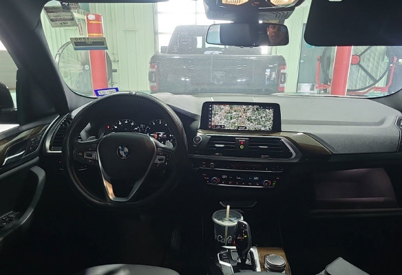 Used 2019 BMW X3 sDrive30i w/ Driving Assistance Package RWD image 5