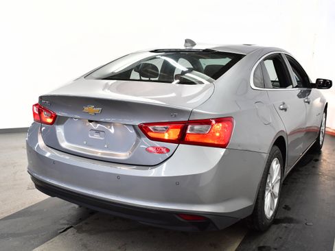 Used 2024 Chevrolet Malibu LT image 14
