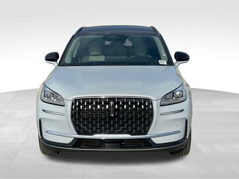 New 2026 Lincoln Corsair Reserve image 8