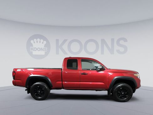 Used 2021 Toyota Tacoma SR w/ SX Package image 8