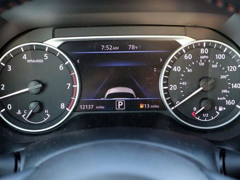 Certified 2024 Nissan Sentra SR w/ SR Premium Package image 25