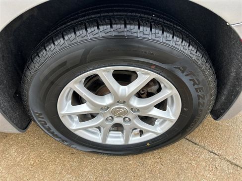 Used 2020 Chrysler Pacifica Touring-L image 25