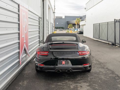 Used 2017 Porsche 911 Carrera image 35