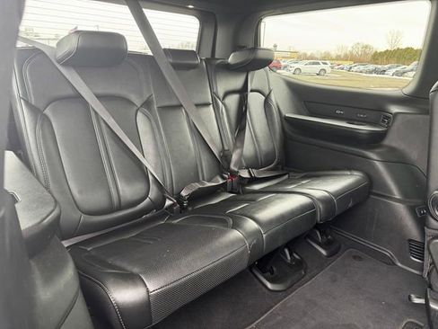 Used 2024 Jeep Wagoneer Series III image 18