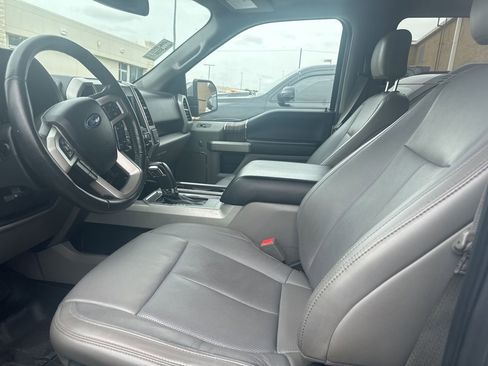 Used 2019 Ford F150 Lariat image 9