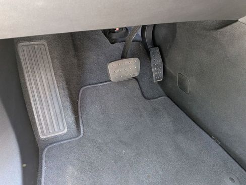 Used 2022 Chevrolet Blazer LT FWD image 16