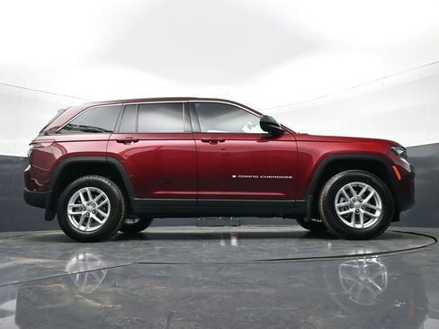 New 2026 Jeep Grand Cherokee Laredo X AWD/4WD image 39