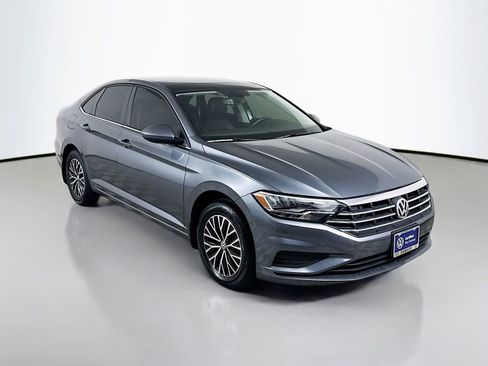 Certified 2021 Volkswagen Jetta SE w/ SE Cold Weather Package FWD image 7