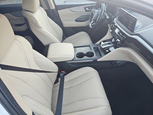New 2026 Acura MDX SH-AWD image 10