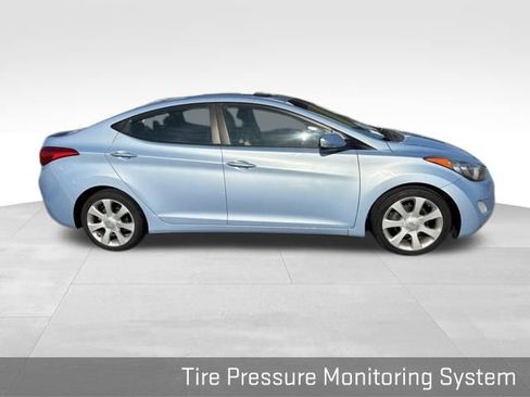 Used 2012 Hyundai Elantra Limited FWD image 16
