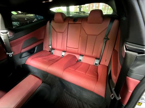 Used 2023 BMW 430i Coupe w/ M Sport Package image 19
