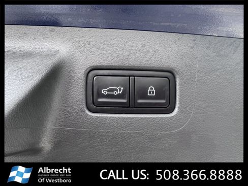 Used 2025 Hyundai Santa Fe Limited image 17