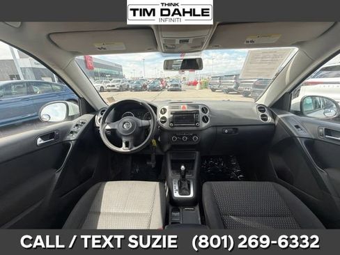 Used 2011 Volkswagen Tiguan S FWD image 2