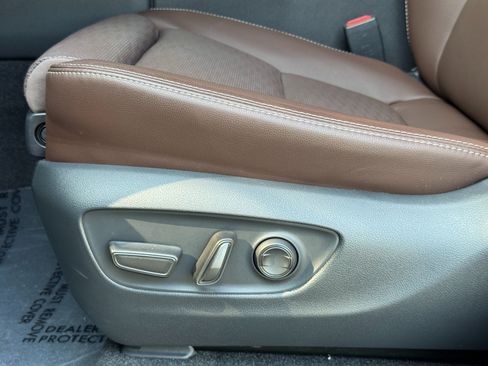 Used 2027 Toyota Land Cruiser w/ Premium Package AWD/4WD image 32