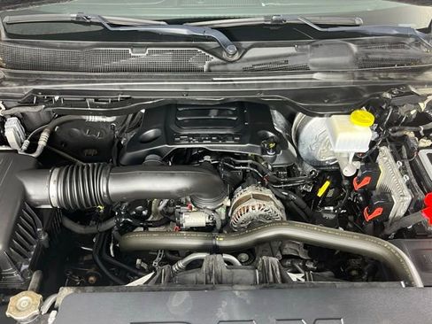 Used 2020 RAM 1500 Limited image 10