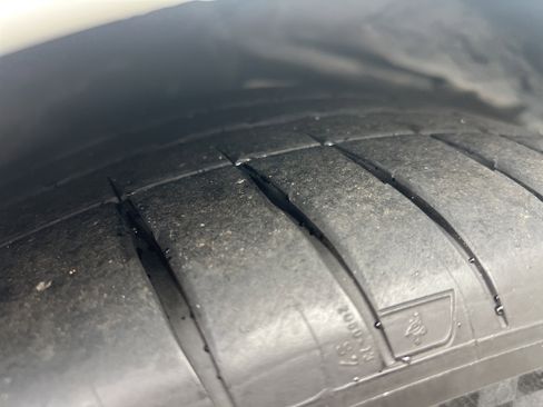 Used 2011 Ford Mustang Shelby GT500 w/ SVT Performance Pkg image 12